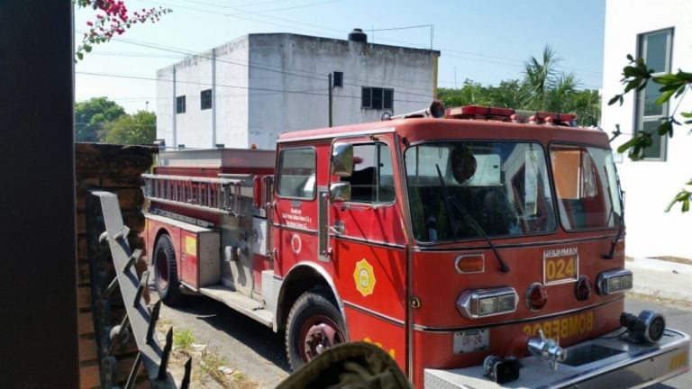 Consume incendio vivienda en la colonia Francisco I. Madero