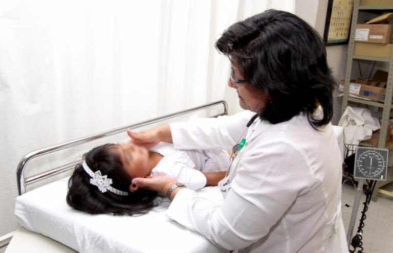Niños con parálisis cerebral mejoran habilidades al aplicarles toxina botulínica