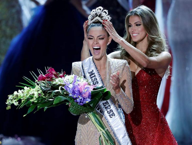 Miss Sudáfrica es la nueva monarca de belleza universal