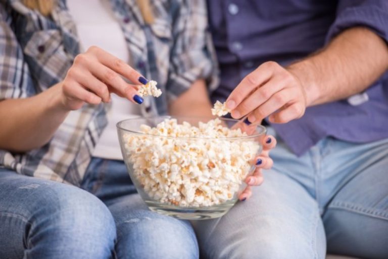 Comer palomitas de microondas podría afectar tu salud