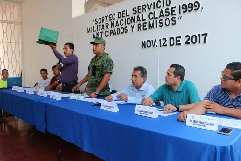 Se enlistan 240 jóvenes al Sorteo del Servicio Militar Nacional en Tecomán