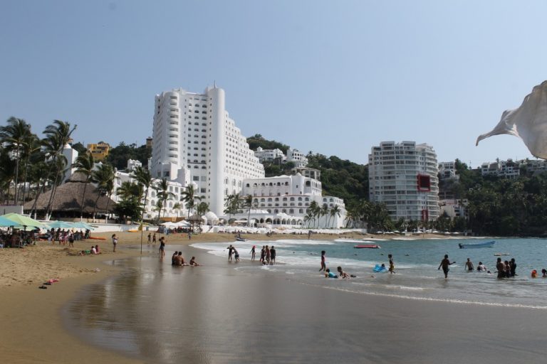 Circuito de Aguas Abiertas: “Brazadas por la Vida”