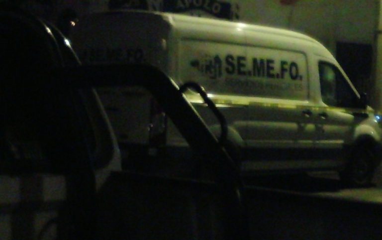 Ejecutan a un adulto mayor a bordo de una camioneta en Cuauhtémoc