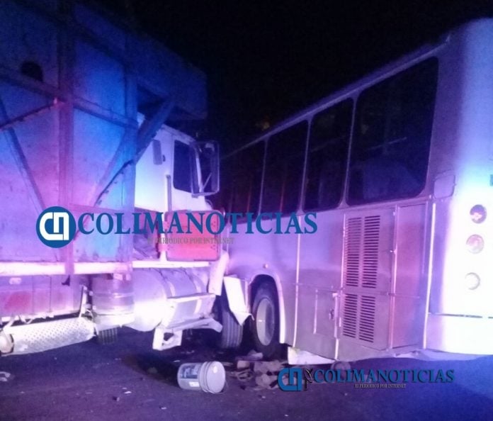 Reportan siete lesionados durante un fuerte choque en Alcaraces