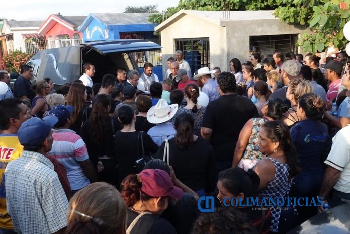 sepultan a regidor martin cazares