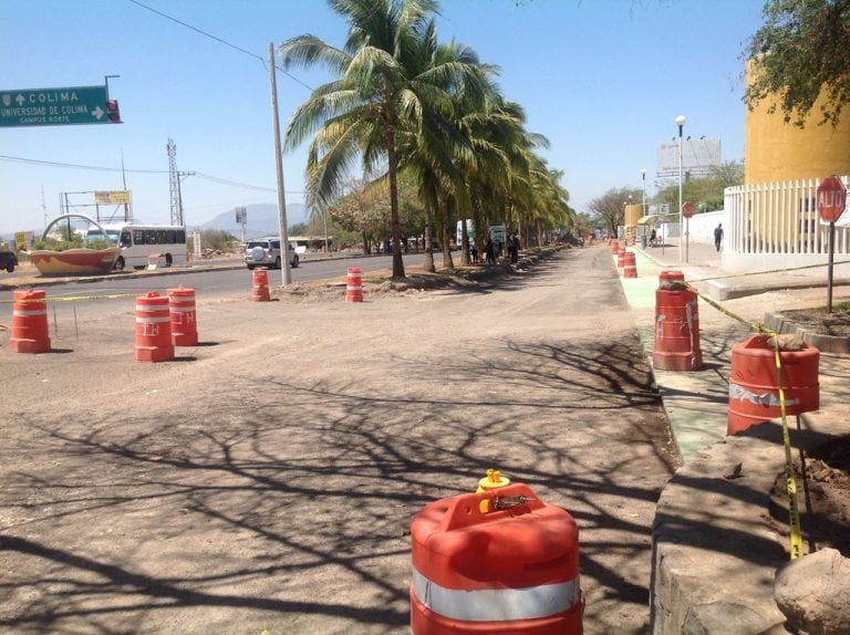 Empresas señaladas por irregularidades en Jalisco ganan obras por 48 MdP en Colima
