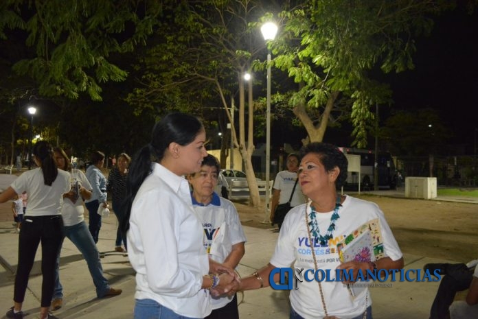 Trabaja Vianey Chapula en propuesta para favorecer a las mujeres