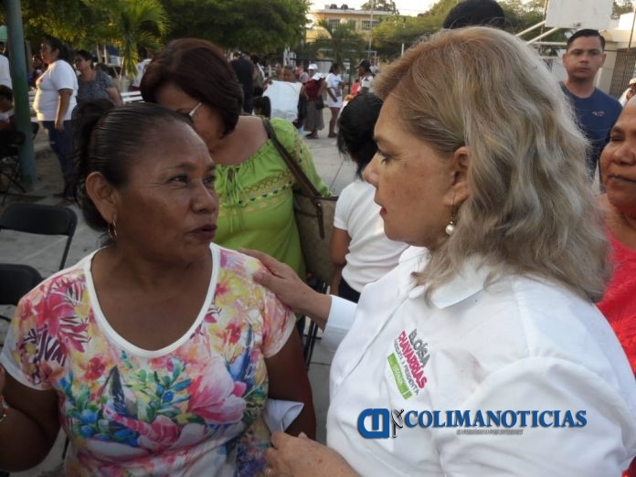 eloisa chavarrias se compromete con mujeres