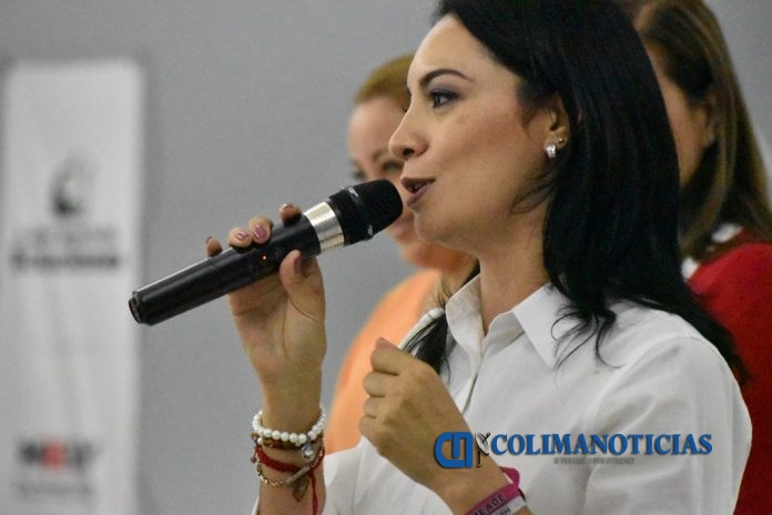 mely romero colima mayo