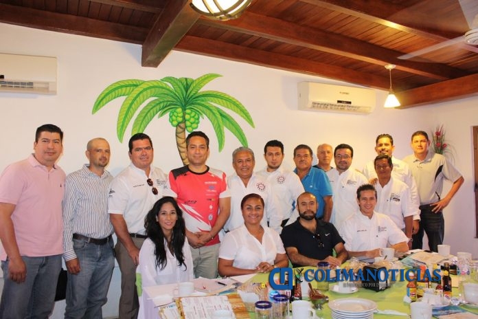 Destaca visita de GMM en reunión de empresarios de la construcción en Manzanillo