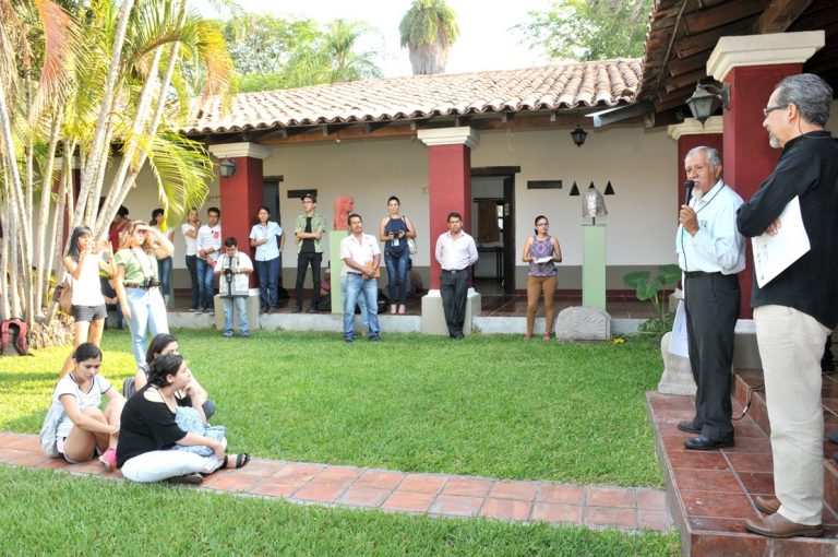 Destaca Escuela de Artes visuales por el trabajo de sus egresados