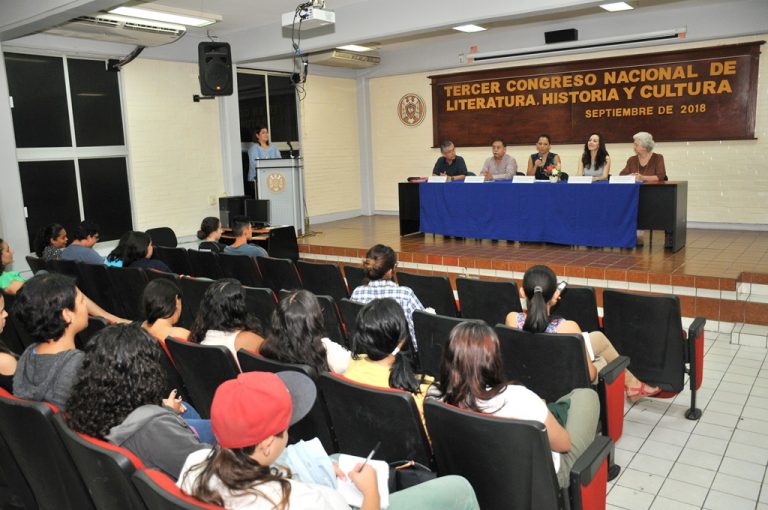 Inicia Congreso Nacional de Literatura, Historia y Cultura, en la UdeC