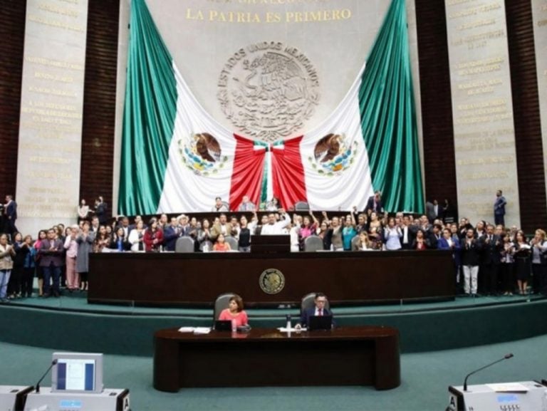 Morena aprueba punto de acuerdo para suspender Evaluación Docente hasta que se revise Reforma Educativa