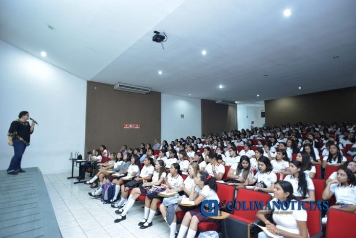 Feria de carreras STEM para mujeres
