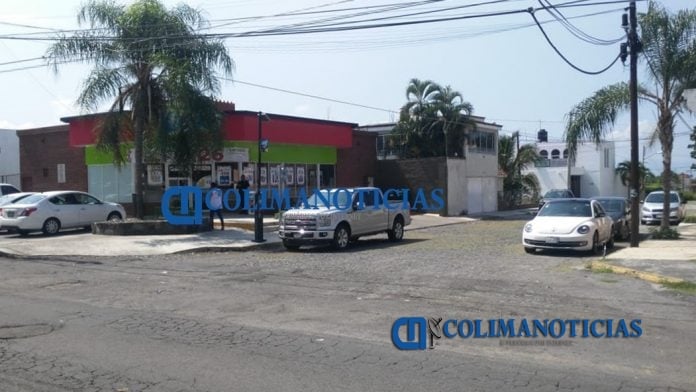 Movilización policíaca por asalto en Kiosko de Sevilla del Río