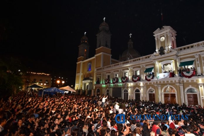 Peralta Sánchez encabezó la Ceremonia del Grito de Independencia 6