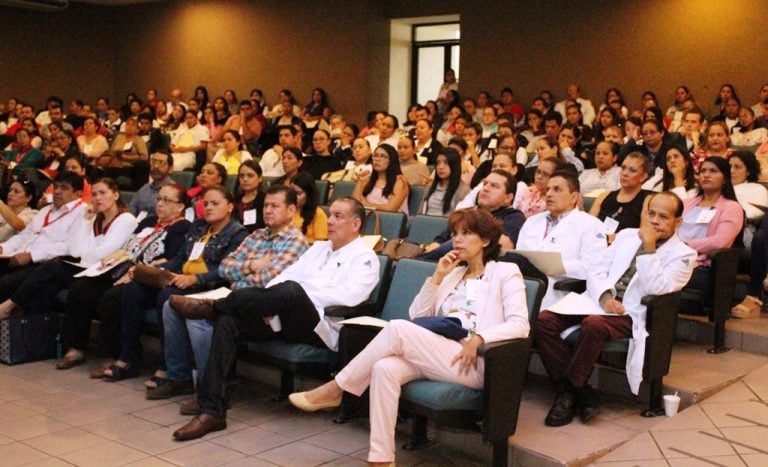 Capacita Gobierno del Estado a personal médico en atención a mujeres embarazadas en situación crítica