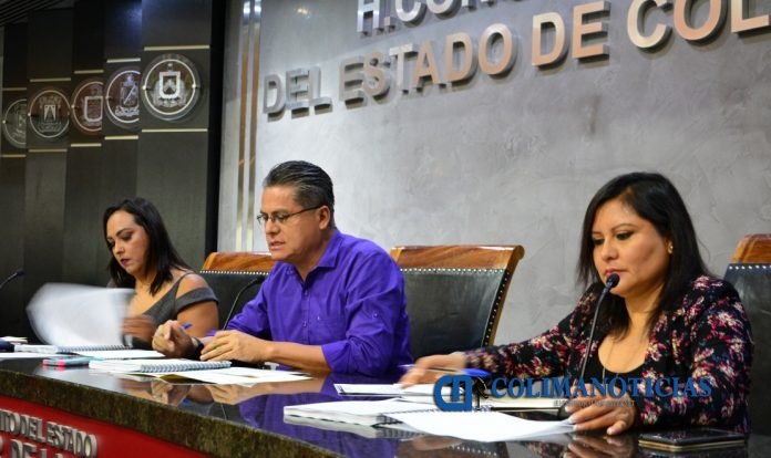 Validan reforma para beneficiar a jefas de familia