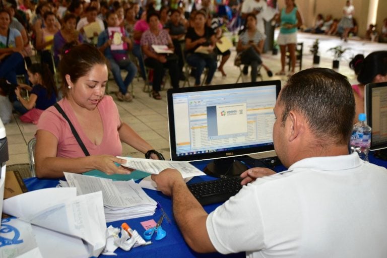 Ya publicadas las listas de los 1 mil 100 becarios municipales
