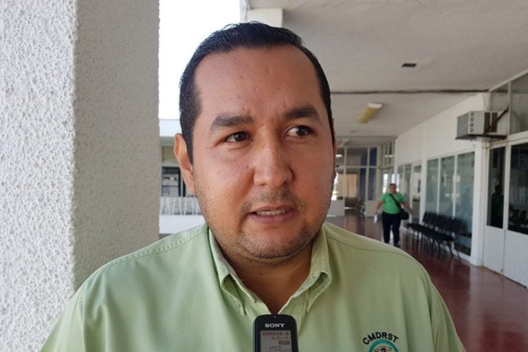 Ofrece ayuntamiento de Tecomán 100 paquetes de aspersoras a mitad de precio