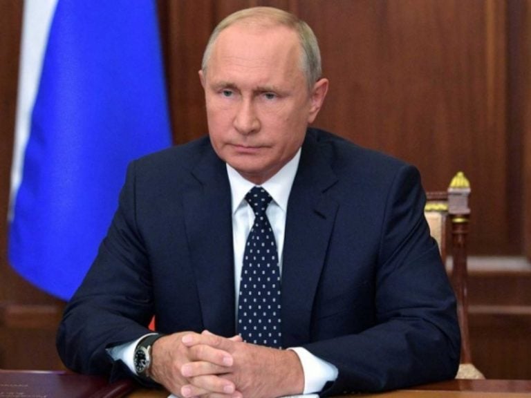 Putin y AMLO podrían reunirse en México o en Argentina, adelantan