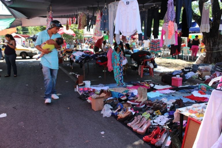 Por preparativos de la Feria, Las Pulgas se instalarán sobre avenida República a partir del próximo domingo