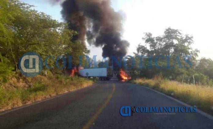 Enfrentamiento entre militares y grupo armado en la carretera Barra de Navidad-Puerto Vallarta