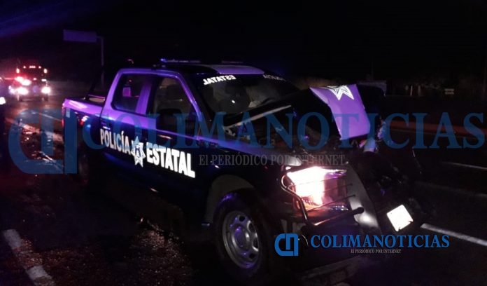 Reportan tres policías lesionados durante persecución de vehículo en la autopista