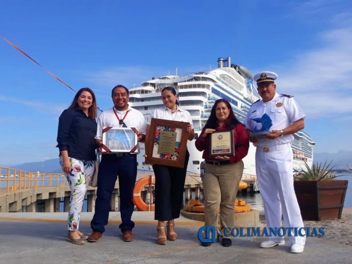 Arriba el Coral Princess a Manzanillo
