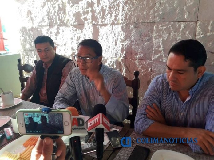 Aspirante Carlos Aquino promete iniciar una nueva era en la CMIC Colima