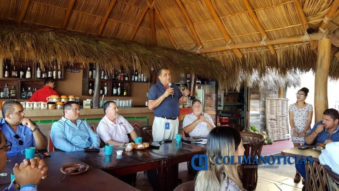 Asiste director de API a asamblea de UTCM