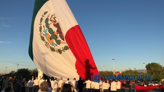 Bandera honores