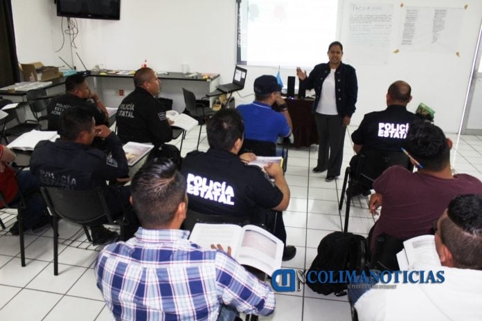 Capacitan a policías estatales en materia de violencia de género
