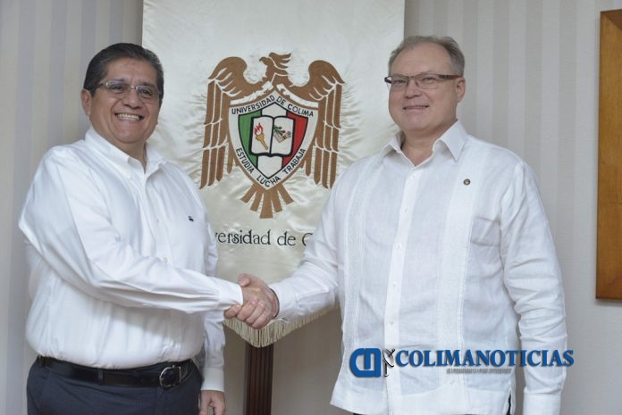 Rector Eduardo Hernández y Embajador Ruslán Spirin_PRINCIPAL
