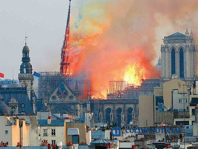 fuego en notre dame