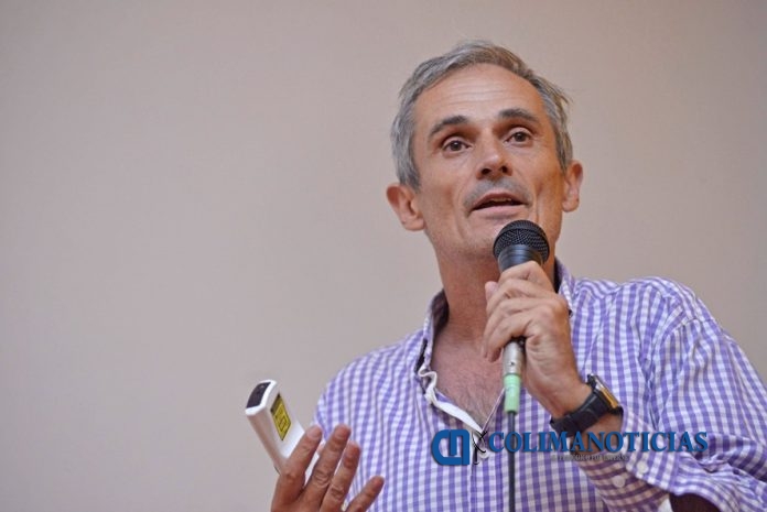 Nick Varley_Volcán de Colima, Vida y Destrucción