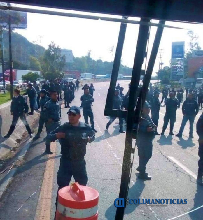 policias federales realizan bloqueos