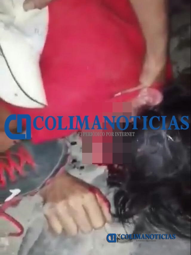 Vecinos detienen a presunto ladrón, le dan un recordatorio y lo entregan a las autoridades en Manzanillo 2