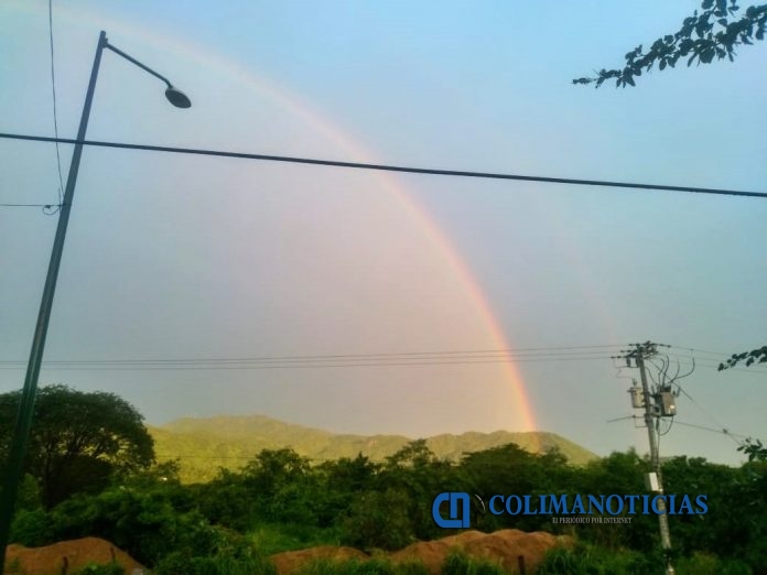 arcoiris sorprende a Manzanillo