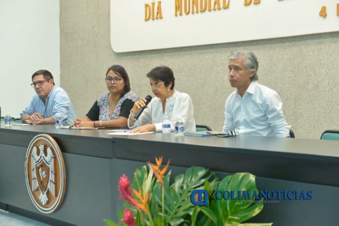 Mesa redonda Alternativas educativas para la salud sexual