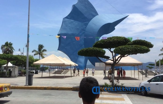 manzanillo escultura pez vela