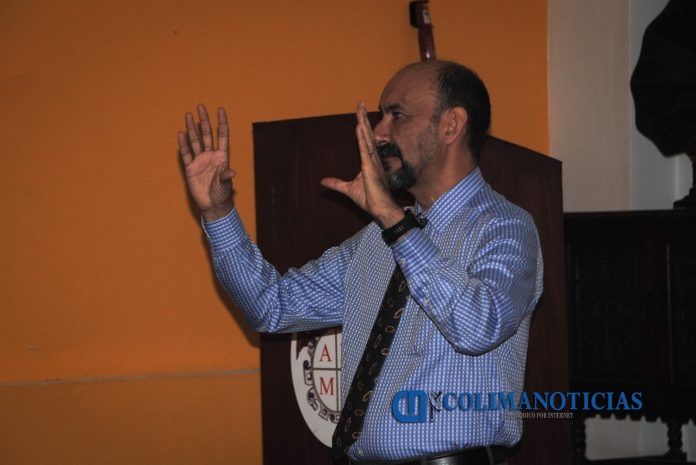 Brindó Ayuntamiento de Colima orientación sobre finanzas personales
