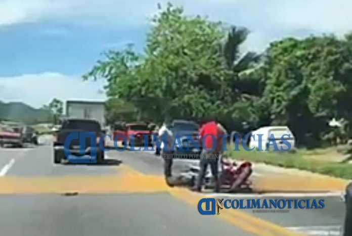 Ejecutan a un hombre sobre la carretera Manzanillo - Cihuatlán