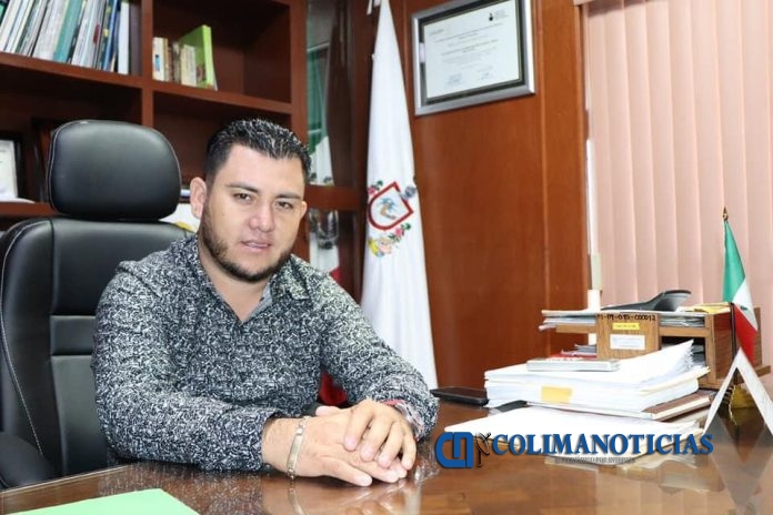 SALVADOR BUENO ALCALDE DE TECOMAN MASTOGRAFIAS