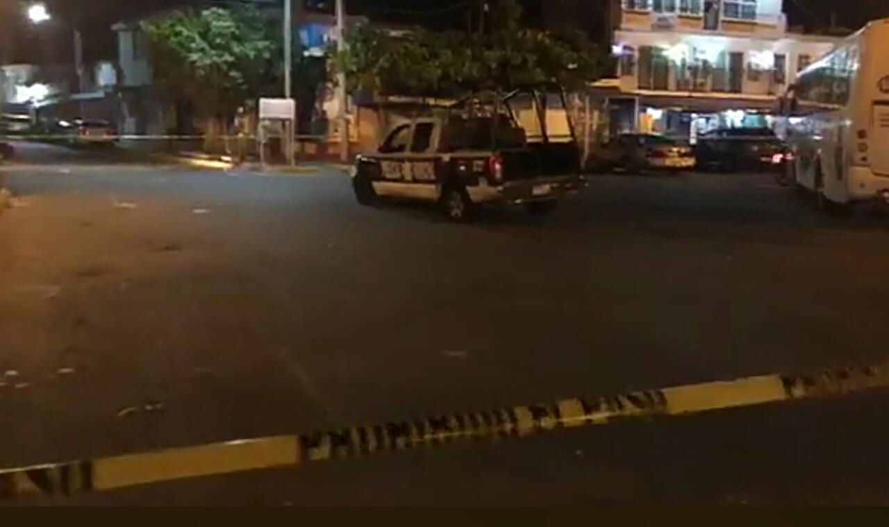 Les roban patrulla a policías de Manzanillo - colimanoticias