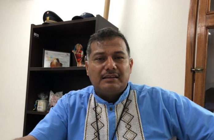 nabor mandujano desfile de ar erua