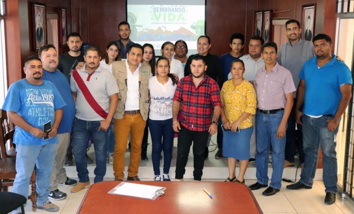 sembrando vidas en armeria