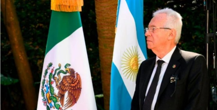 ex embajador de argentina