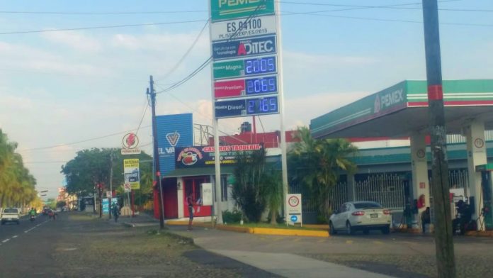gasolinera colima