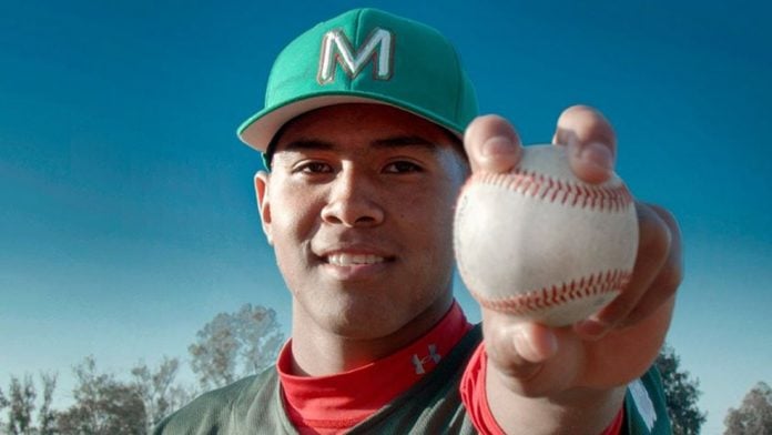 pitcher mexicano